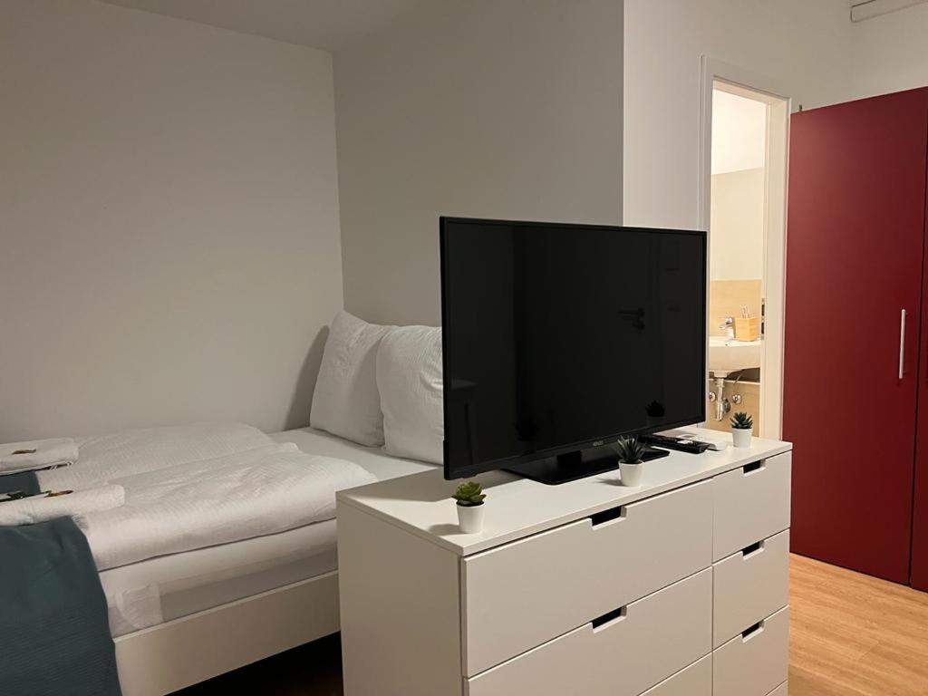 Lux Apartments Moerfelden-Walldorf Bagian luar foto