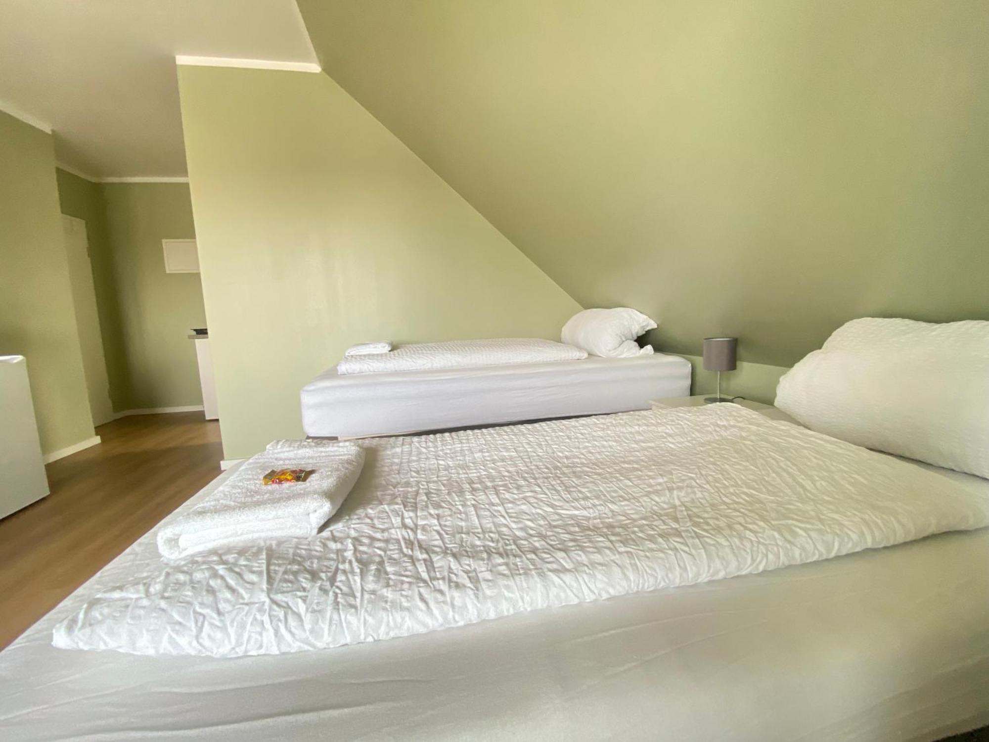 Lux Apartments Moerfelden-Walldorf Bagian luar foto